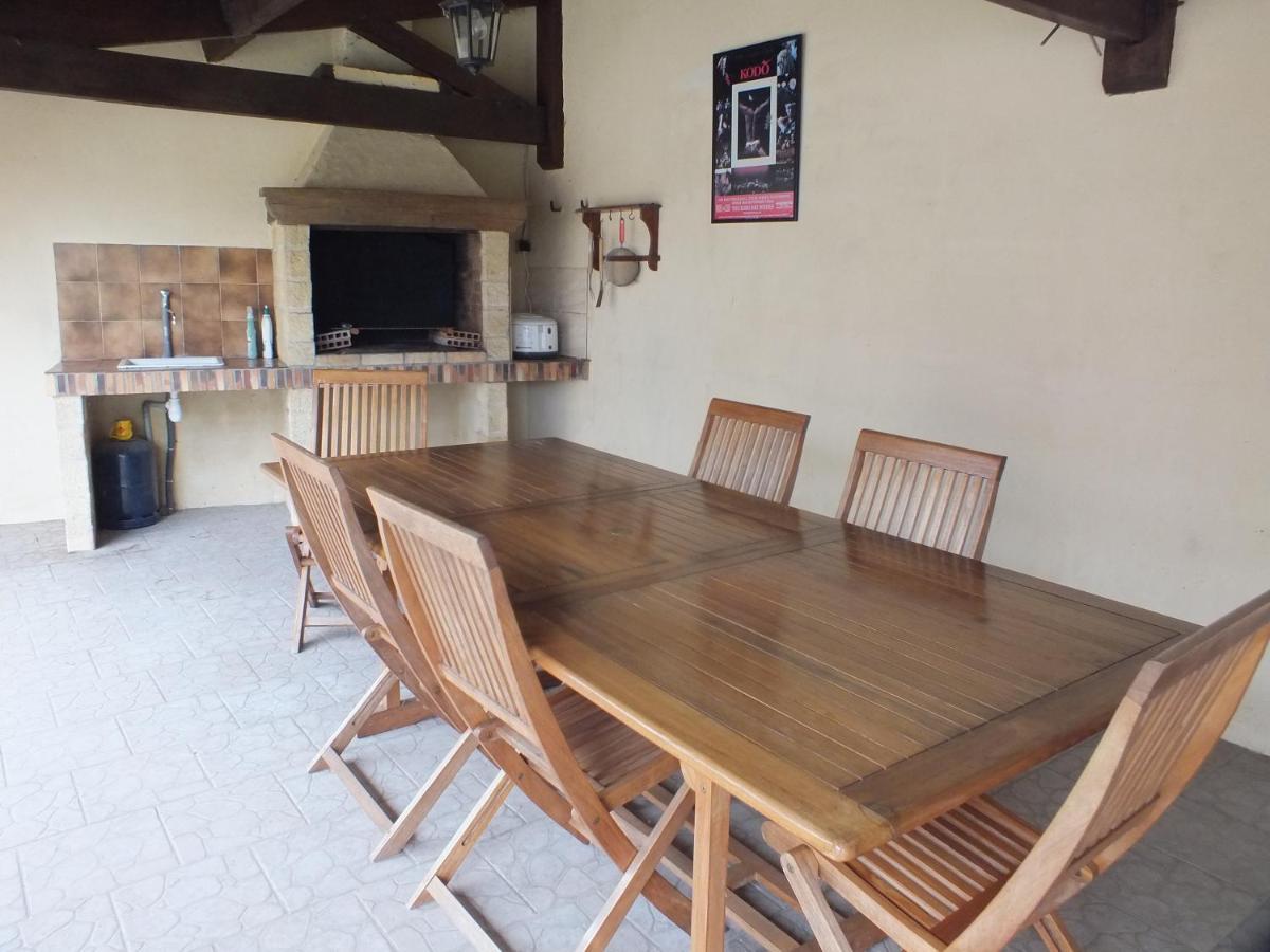 Country B&B Saint-Pierre-d'Eyraud Extérieur photo